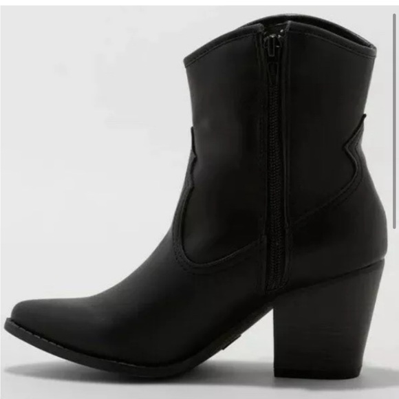 Wild Fable Women's Cordette Fringe Western Booties - Picture 2 of 4